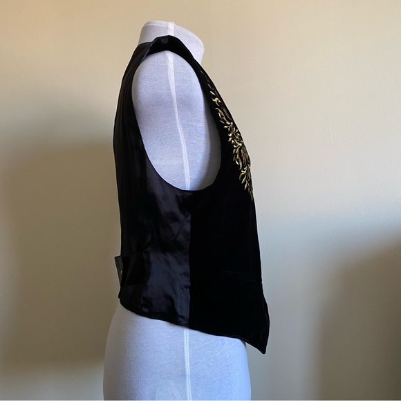 vintage velvet embroidered vest - Picture 6 of 15